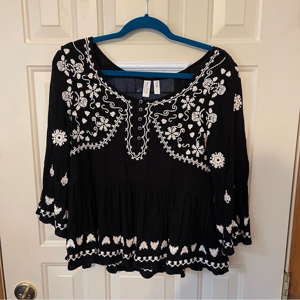 Anthropologie Meadow Rue Whimsigoth Bohemian Embroidered Top